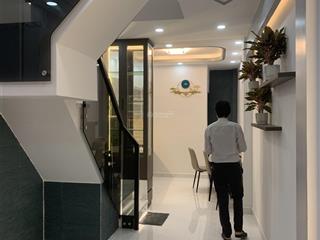 Bán nhà quận 8 gần cầu chà và diện tích 42m2 nhà mới dọn vào ở ngay giá chỉ 4tỷ4 thương lượng