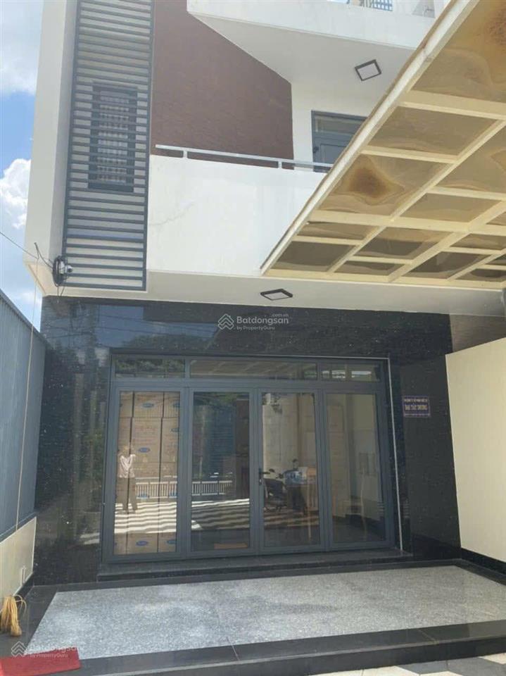 Siêu phẩm nhà 2 mặt tiền, vị trí đẹp, giá tốt