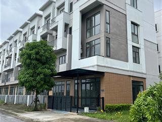 Bán gấp shophouse centa diamond, 75m2, 5,850 tỷ, 4 tầng, 6pn, 7wc, mặt tiền 6m