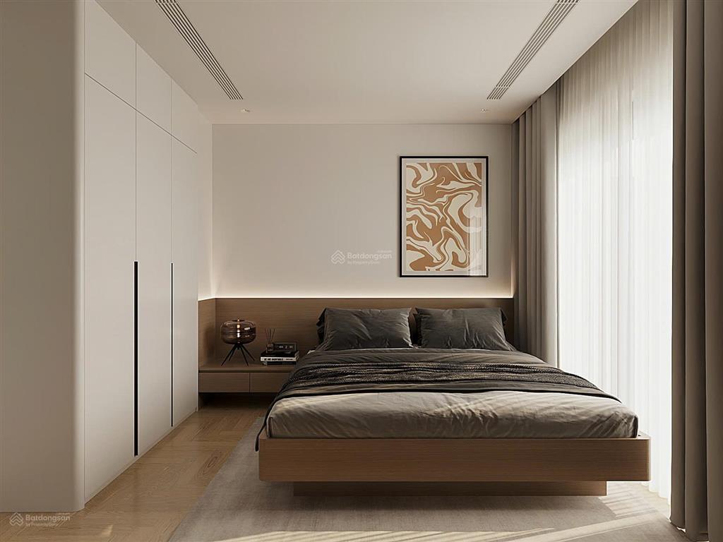 Bán nhanh căn hộ 3 phòng ngủ 131m2 royal city giá 11,5 tỷ 0985 676 ***