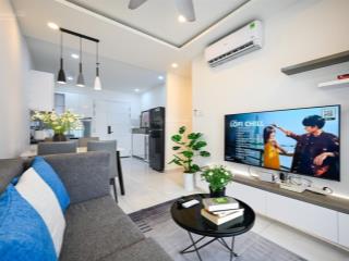 Cho thuê căn hộ 3pn, 2wc tại sky center, phú nhuận, giá 18tr/th hđ dài hạn. 0937 670 ***