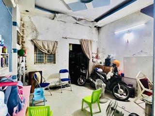  🏡 Nhà Vuông Vắn 50m², Hẻm Ba Gác, Nở Hậu, Sổ Đỏ – Giá Chỉ 2,7 Tỷ, Khu Trung Tâm Sầm Uất! 🏡