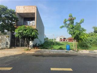 Cần bán lô đất mặt tiền đường ngay sát tthc bàu bàng. giá 1ty570, dt 350m2 thổ cư 130m2. shr