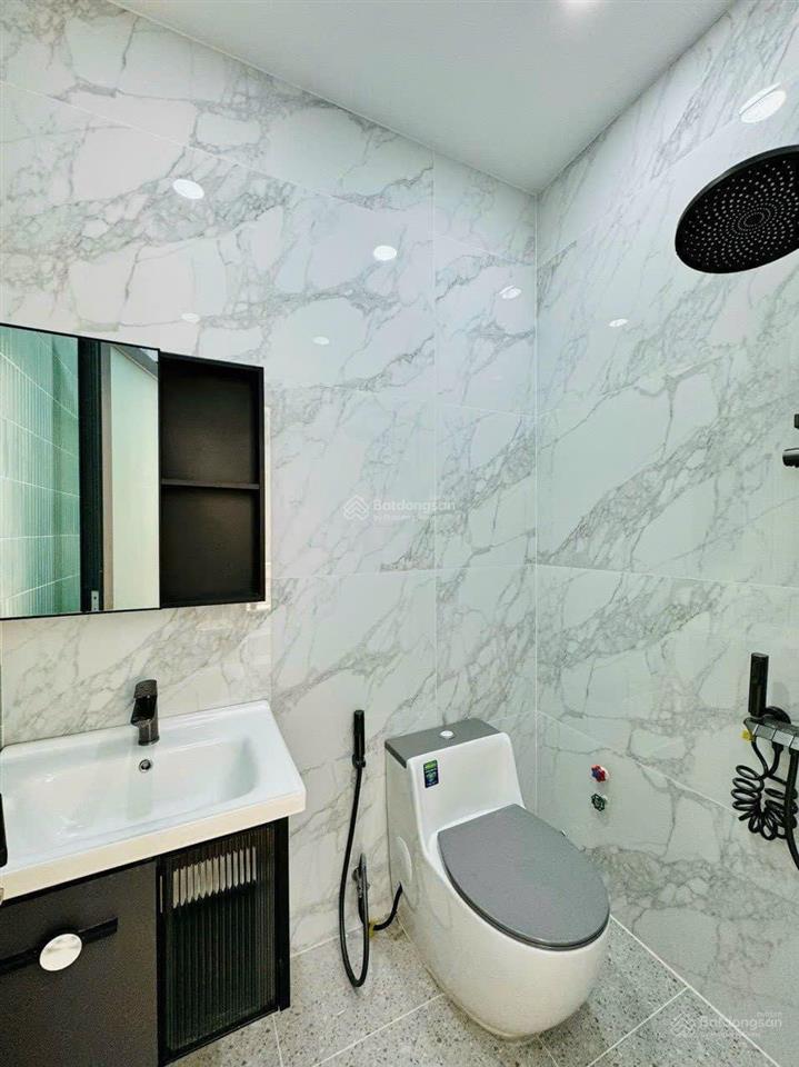 Cô chú chủ nhà bán liền căn siêu mềm trần quốc toản  q3. dt 36m2. hẻm 5m5. sổ sẵn, riêng