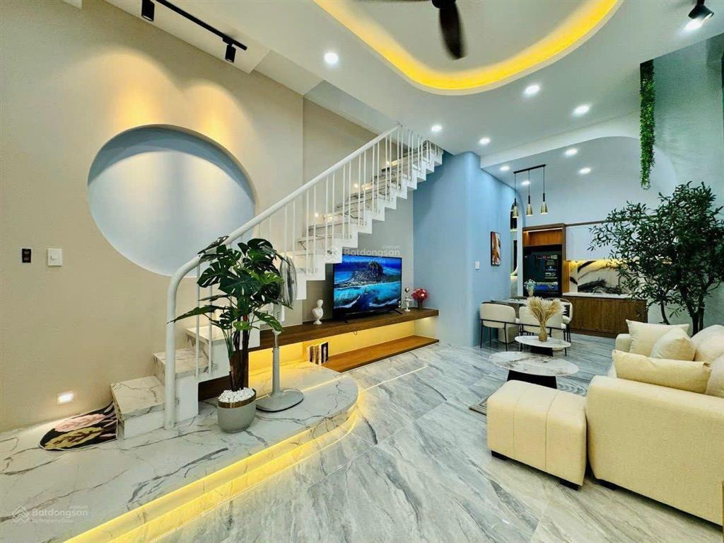 Cô chú chủ nhà bán liền căn siêu mềm trần quốc toản  q3. dt 36m2. hẻm 5m5. sổ sẵn, riêng