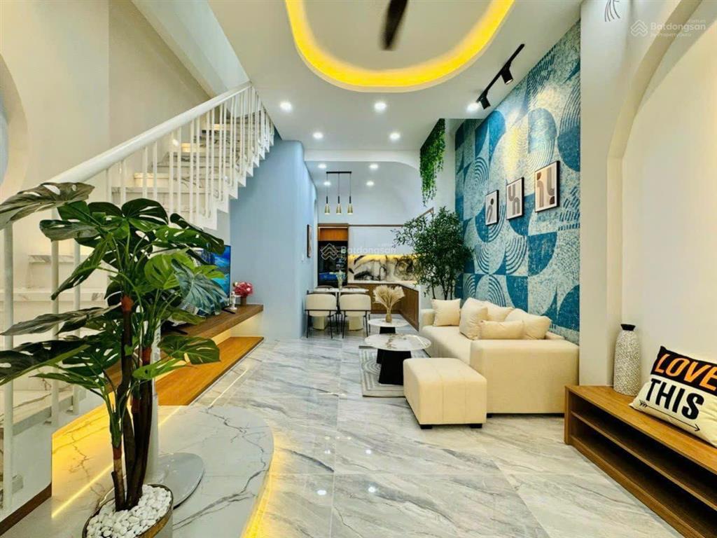 Cô chú chủ nhà bán liền căn siêu mềm trần quốc toản  q3. dt 36m2. hẻm 5m5. sổ sẵn, riêng