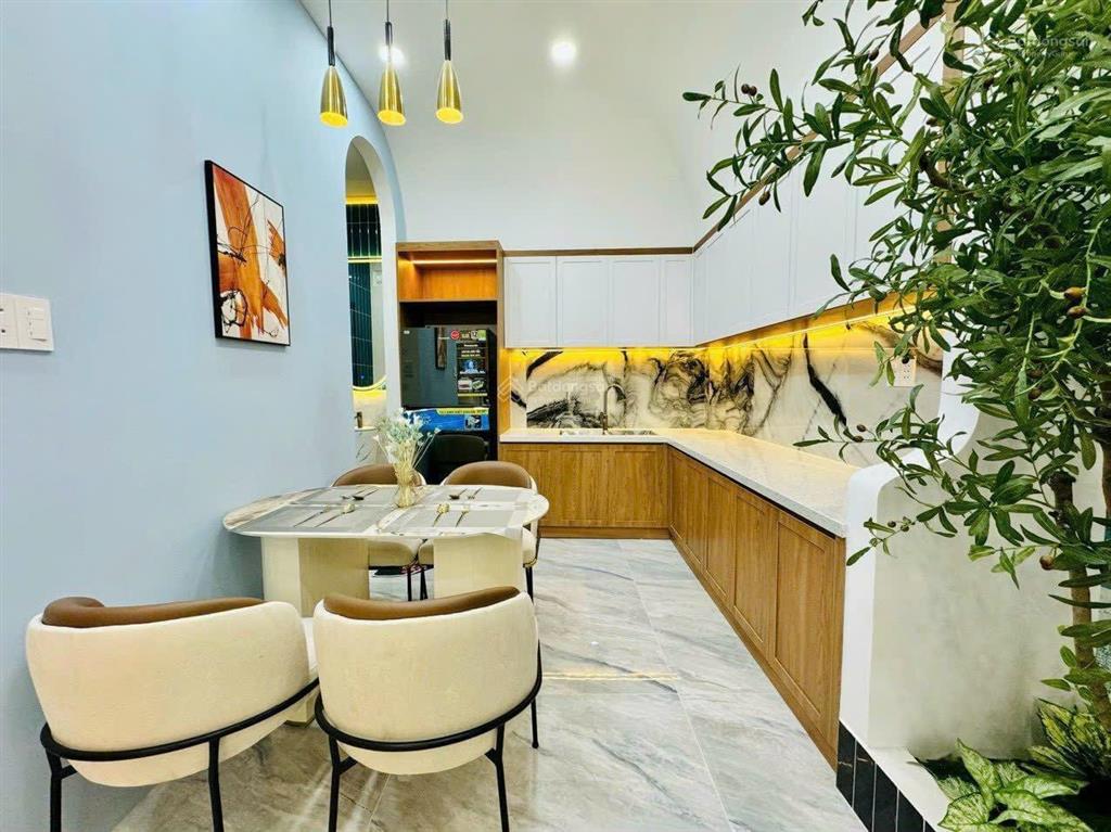 Cô chú chủ nhà bán liền căn siêu mềm trần quốc toản  q3. dt 36m2. hẻm 5m5. sổ sẵn, riêng