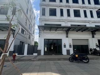 Bán nhà phố lakeview city shophouse song hành 5x20m giá 23 tỷ