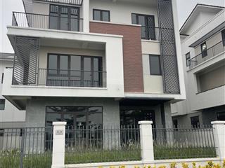 Bán nhà phố thương mại dt 120m2