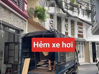 39m2. truoc nhà 6m. hẻm xe hơi. 5 phòng ngủ.