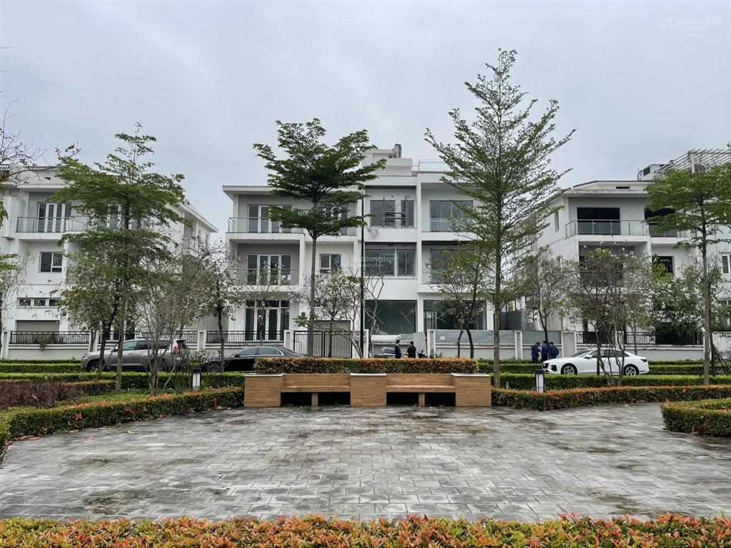 Bán biệt thự ciputra, view sau nhà là công viên sân golf siêu, hồ nước siêu đẹp, căn đẹp khu