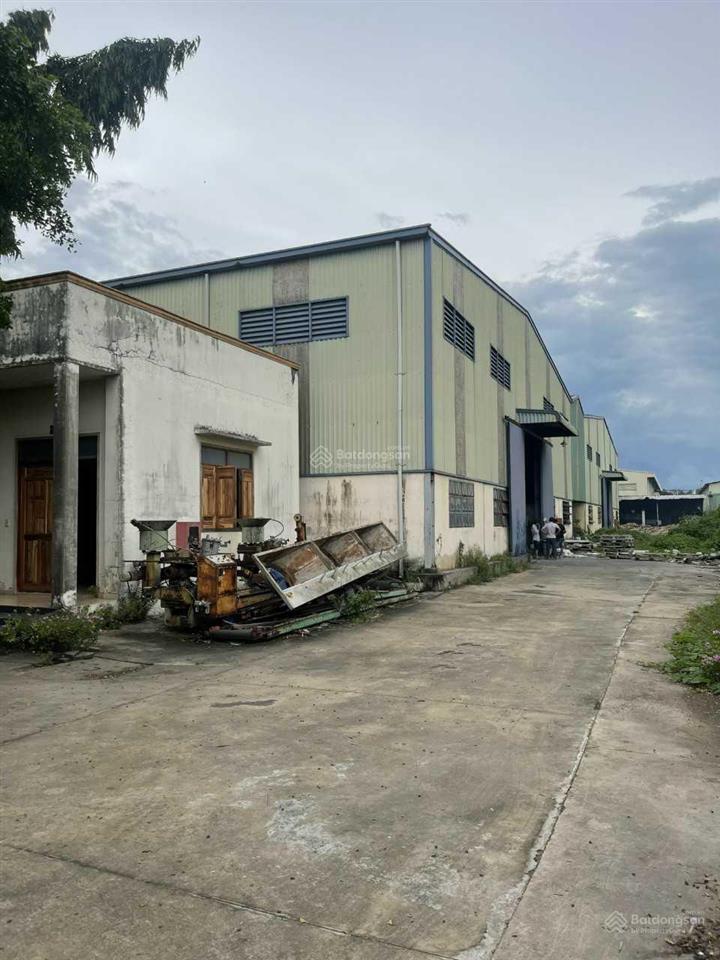 Bán kho xưởng tại hóc môn kcn xuân thới sơn. tổng dtkv 7.382m2. dt 17000m2