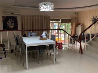 Cho thuê căn hộ mỹ tú cảnh quang  phú mỹ hưng  quận 7  tphcm 250m2 4pn full nt 2000$ 0909 565 ***