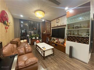 Bán căn hộ n01t8 ngoại giao đoàn, 133 m2, 3pn, nội thất đẹp, view công viên, hồ điều hòa, 10.5 tỷ