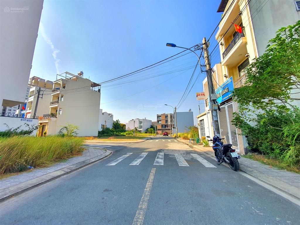 Bán đất tín hưng liên phường, p. phú hữu, quận 9 dt 67.4m2, giá 5 tỷ 650
