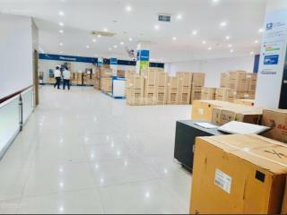 Cho thuê nhà 4 tầng mặt tiền nguyễn hữu thọ, dtsd 1200m2, thang máy, ngang 15m, gọi văn phú