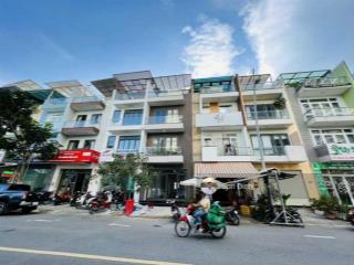 Bán gấp căn nhà phố kinh doanh đường d4  dt 5x21m 3 lầu  đường 20m dự án jamona city quận 7