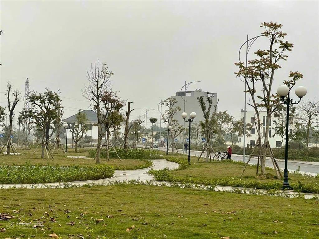 Cần chuyển nhượng lại một lô dự án vinaconex 3 phổ yên, bìa đỏ trao tay, dân cư về ở đông đúc