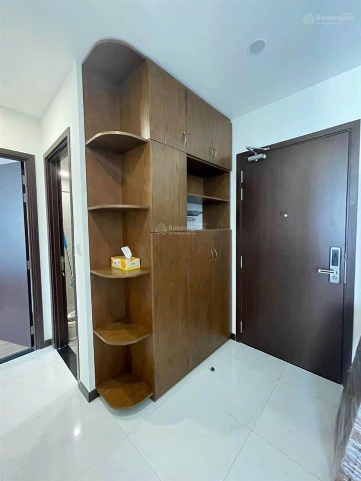 Cho thuê chung cư cskyview 2pn 80m2 3 máy lạnh, rèm, bếp 7,5tr/tháng
