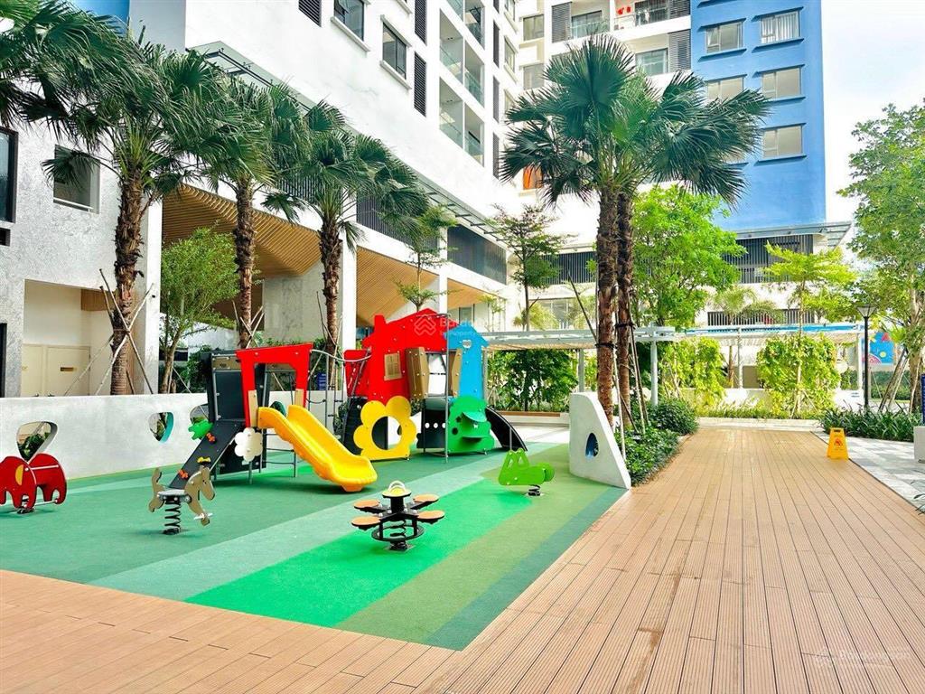 Cho thuê chung cư cskyview 2pn 80m2 3 máy lạnh, rèm, bếp 7,5tr/tháng