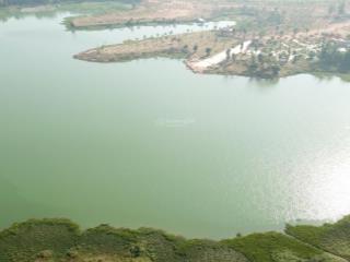 Cần bán 14 hecta view hồ dầu tiếng xã minh hoà 296m mặt tiền đường, hơn 1km mặt giáp hồ. giá 70 tỷ