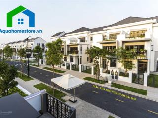 Bán nhà phố the suite 160m2, bên cạnh clubhouse mà giá chỉ 6.6 tỷ all in.