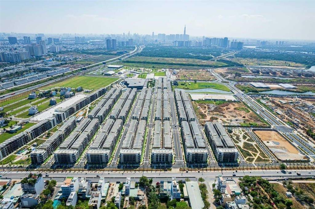 5x25 mặt tiền đỗ xuân hợp đối diện global giá 280tr/m2