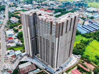 Bán gấp căn hộ tầng cao căn 2 phòng ngủ 65 m2 giá 1,550 tỷ, nhà mới chưa ở.  0909 278 ***
