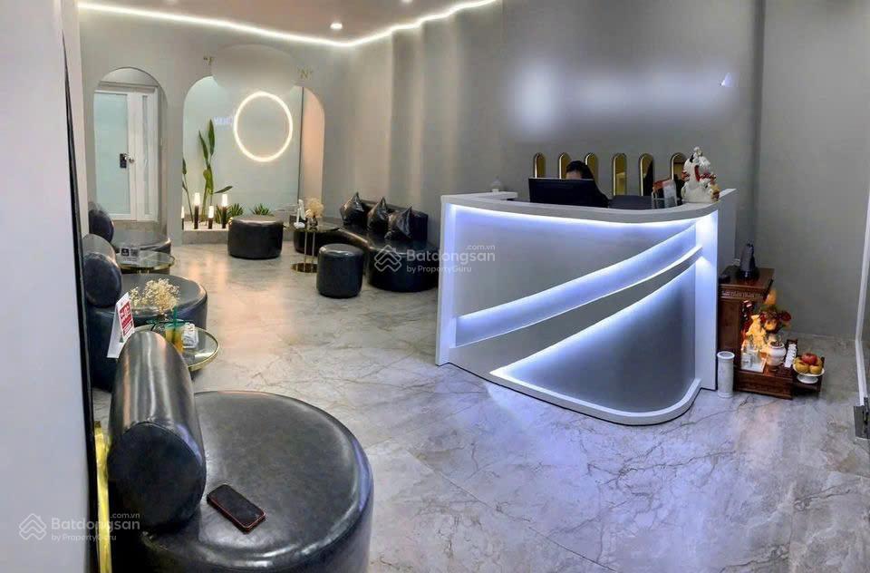 Cho thuê nhà mặt tiền 509 trần hưng đạo phường cầu kho quận 1, hồ chí minh dt 4x18m 1 trệt 3 lầu