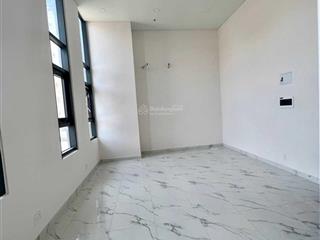 Cho thuê căn hộ 40m2 p10  quận 6. giá 7 triệu/th