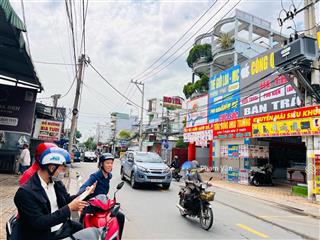 Nhà mặt tiền giá ngộp! kiot và 9 phòng cho thuê, 135m2 mặt tiền đường 11 siêu sầm uất  9 tỷ tl