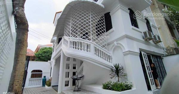 Siêu vip villa sư vạn hạnh q.10, ngay vạn hạnh mall. dt 10x24m, 3 tầng, giá 50tr, 0898 311 ***