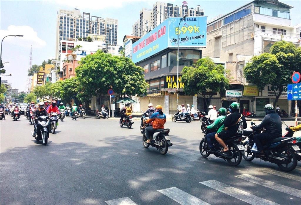 Cho thuê góc 2 mt cao thắng, q3, ngay võ văn tần. dt 11x16m, trệt, 2 lầu, giá 60 tr. 0898 311 ***