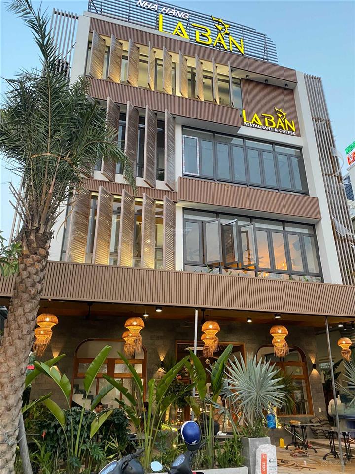 Cho thuê mt nam kỳ khởi nghĩa, q3. đoạn 2 chiều. dt 30x40m. giá 210 tr/th (có tách 1/2)