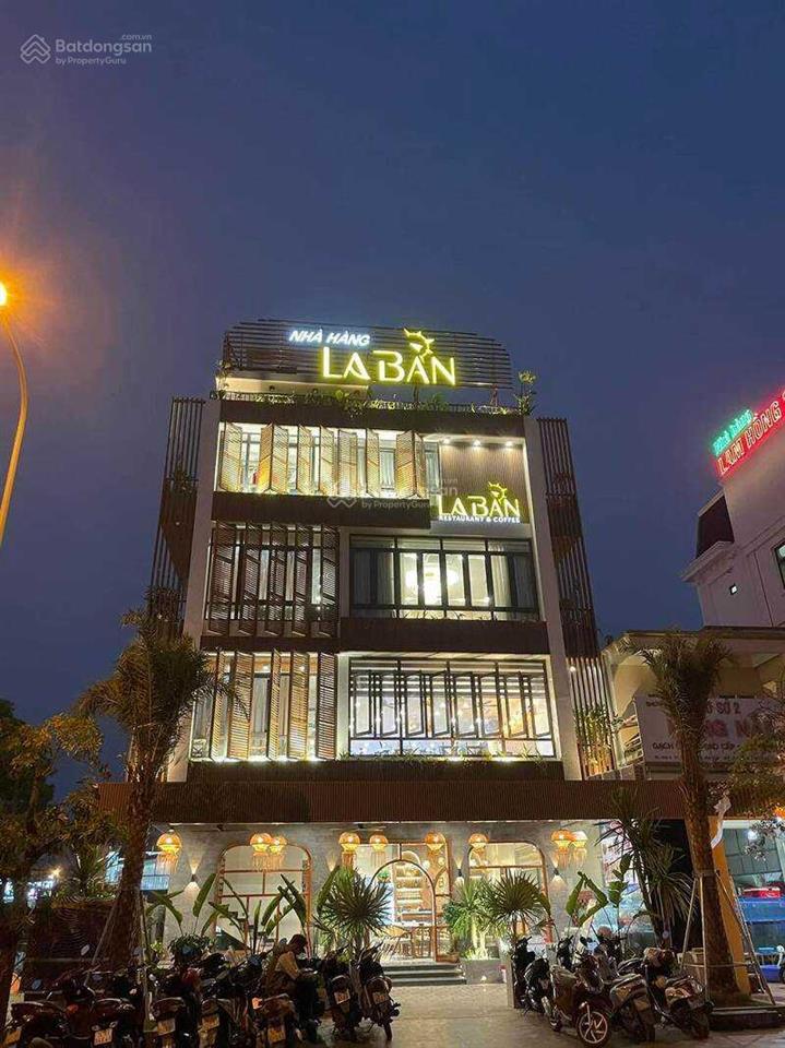 Cho thuê mt nam kỳ khởi nghĩa, q3. đoạn 2 chiều. dt 30x40m. giá 210 tr/th (có tách 1/2)