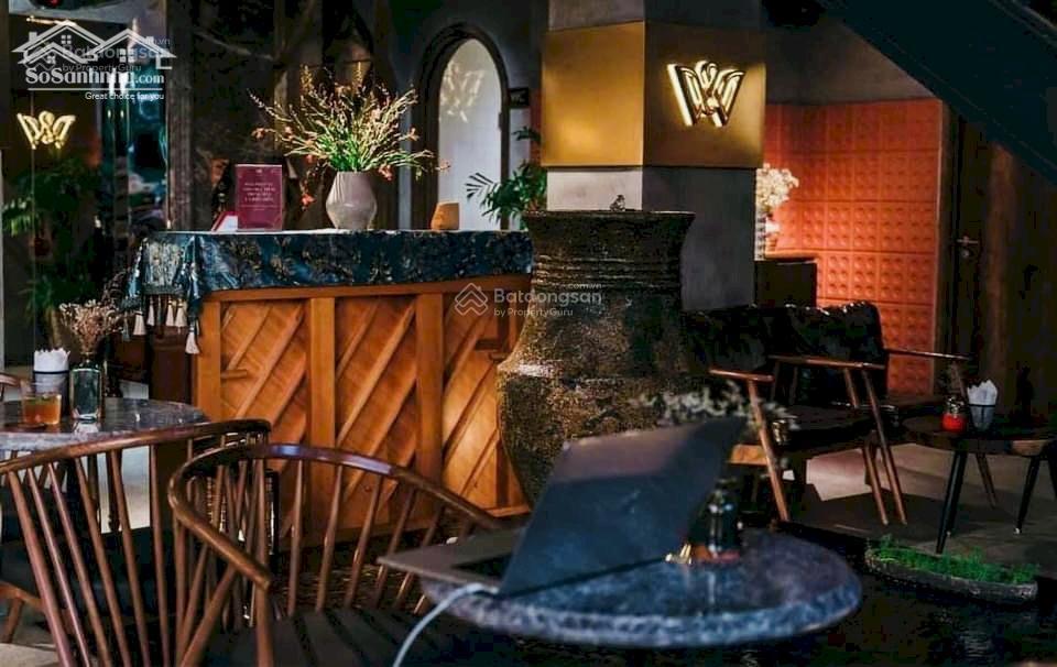 Cho thuê mt nguyễn trãi, quận 1, gần rạp phim. dt 10x26m, giá 98tr/tháng. tel 0898 311 ***