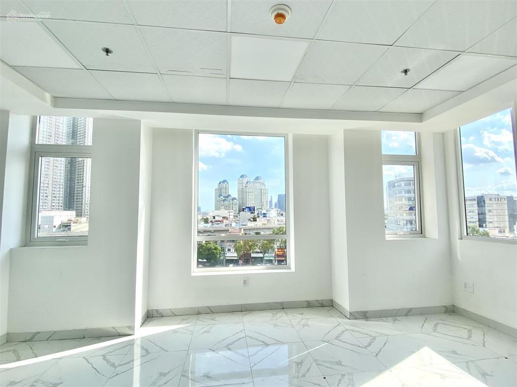 Mt lê hồng phong, gần 3 tháng 2. q10! dt 5x20m, trệt 3 tầng, giá 50 triệu. tell 0898 311 ***