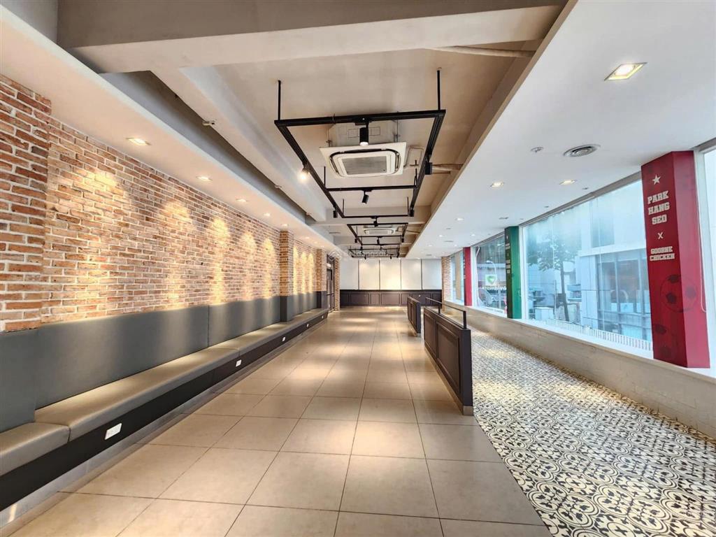 Mt xô viết nghệ tĩnh, q. bt. gần nguyễn văn lạc. dt 10x30m, trệt 3 lầu, giá 68tr. 0898 311 ***