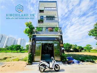 Nhà đẹp sang trọng khu compound có thang máy! nội thất mới 100%  có thang máy  có video review