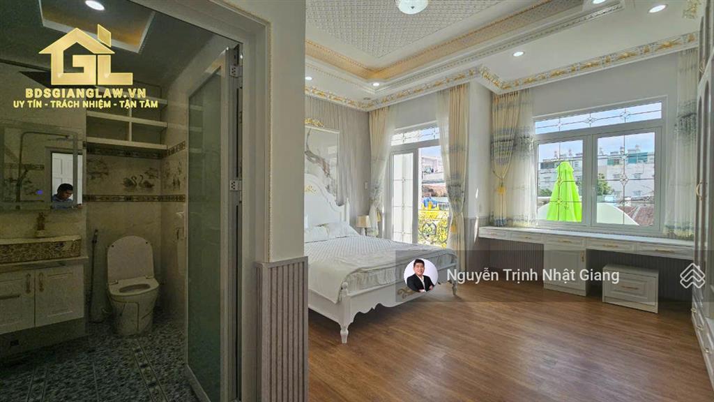 Bán nhà phố tân cổ điển full nội thất đầy đủ công năng sử dụng