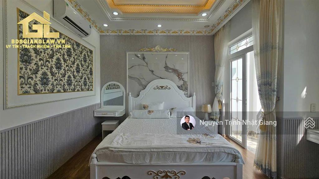 Bán nhà phố tân cổ điển full nội thất đầy đủ công năng sử dụng