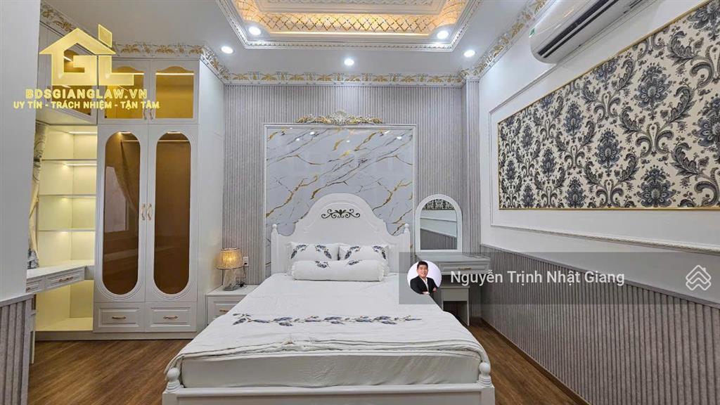 Bán nhà phố tân cổ điển full nội thất đầy đủ công năng sử dụng