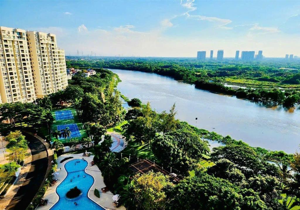 Bán căn hộ 2 phòng ngủ riverside phú mỹ hưng view phố thương mại. vị trí đẹp. nhà mới