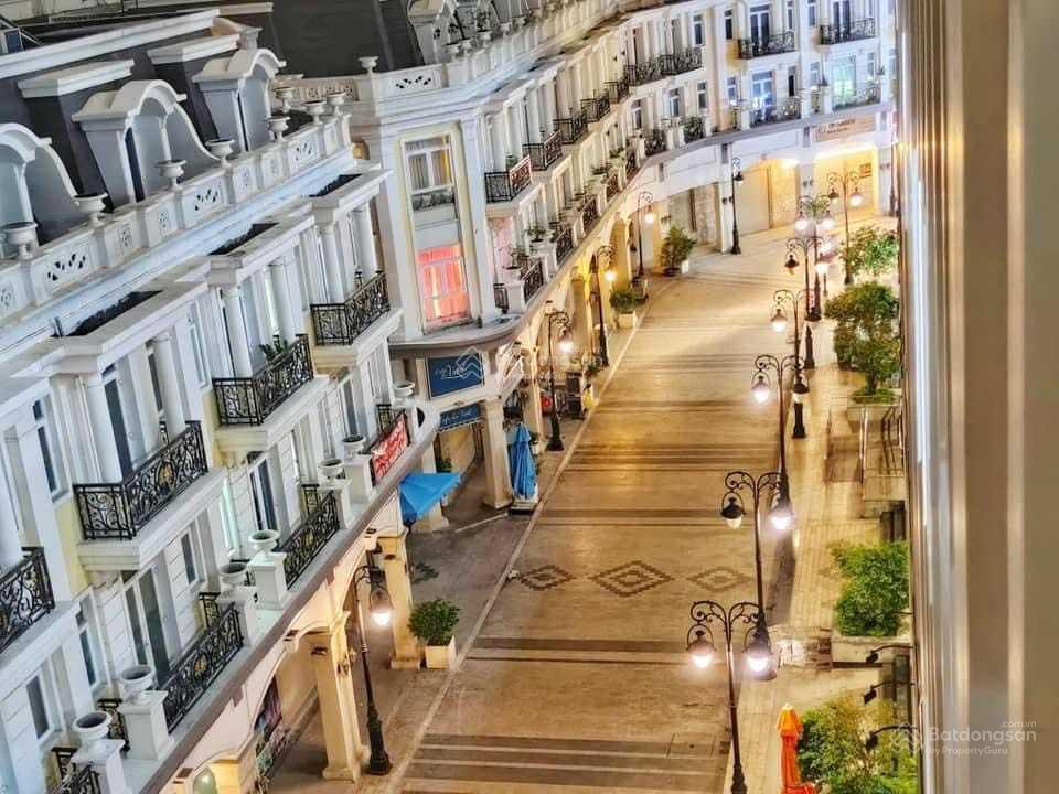 Cho thuê nhà phố liền kề the pegasuite 5m x 14.5m cao 4.5 tầng,  0938 355 *** xem nhà