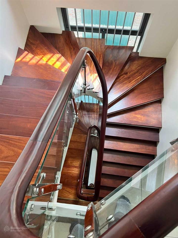 Bán gấp căn liền kề tổng cục 5 tân triều diện tích 65m2 hoàn thiện 4 tầng đẹp. giá 16.5 tỷ