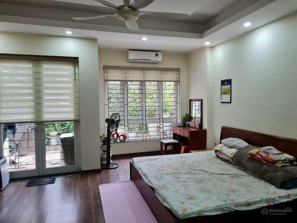 Bán gấp căn liền kề tổng cục 5 tân triều diện tích 65m2 hoàn thiện 4 tầng đẹp. giá 16.5 tỷ