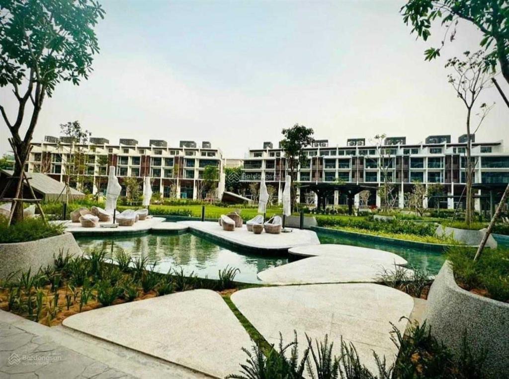 Ck 28%, condovilla  the glen 440m2, 1 trệt 1 lửng 3 lầu + 80m2 hầm xe, trả chậm 60 tháng