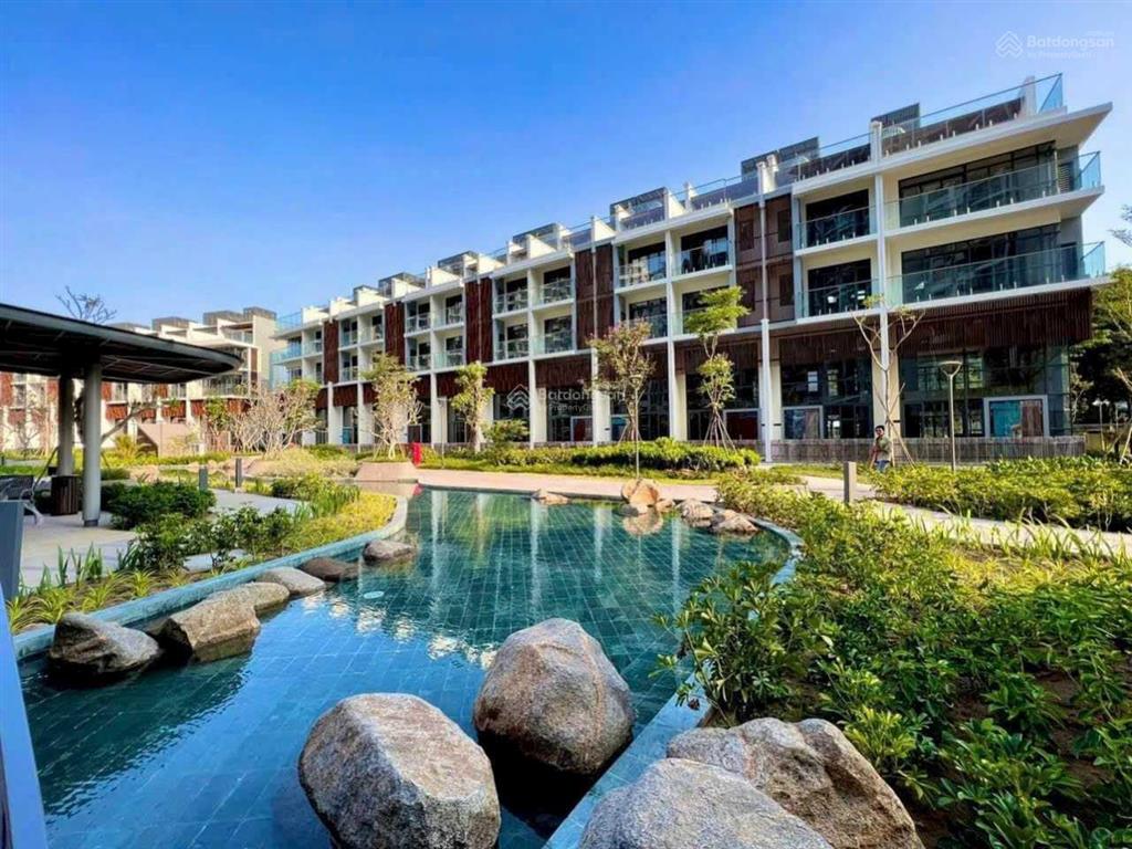 Ck 28%, condovilla  the glen 440m2, 1 trệt 1 lửng 3 lầu + 80m2 hầm xe, trả chậm 60 tháng
