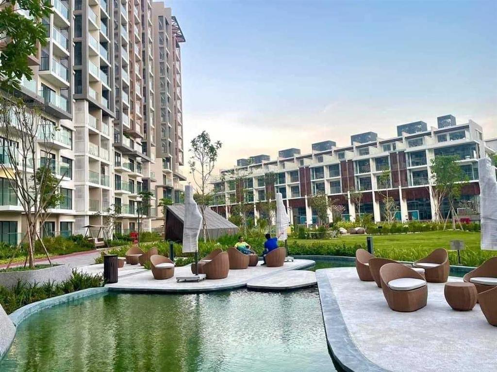 Ck 28%, condovilla  the glen 440m2, 1 trệt 1 lửng 3 lầu + 80m2 hầm xe, trả chậm 60 tháng
