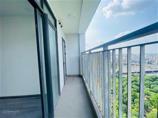 Chính chủ cần bán gấp căn hộ 108m2 thông thuỷ 3 ngủ 2 vệ sinh đã có đồ vào ở luôn, view cực đẹp.